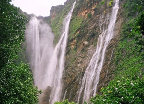 Chikmagalur Tourist Places - Manikya Dhara Falls